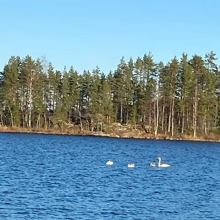 Casa de Férias Comfortable Cottage And Sauna On The Shores Of Lake Saimaa, Puumala Puumala