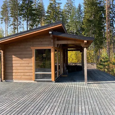 Comfortable Cottage And Sauna On The Shores Of Lake Saimaa, Puumala Casa de Férias